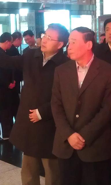 3月27,日，国务院副总理王岐山、证监会主席郭树清在京调研新三板推进工作